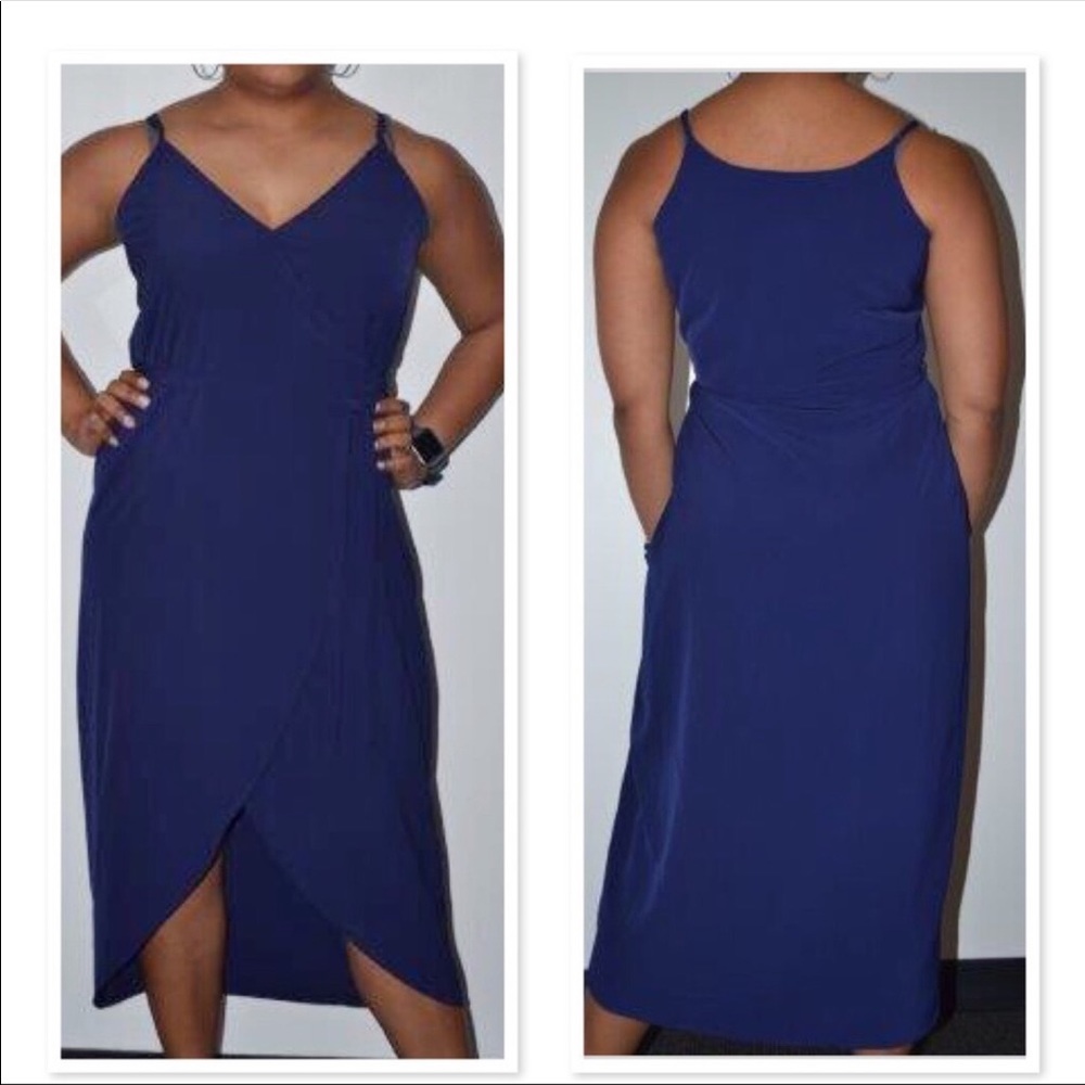 {DAILY LOOK} Navy Wrap Midi Dress